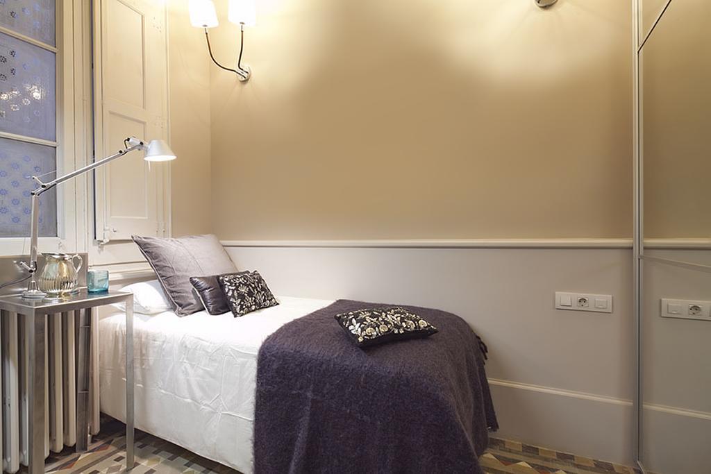 Apartment Barcelona Rentals - Rambla De Catalunya Center מראה חיצוני תמונה